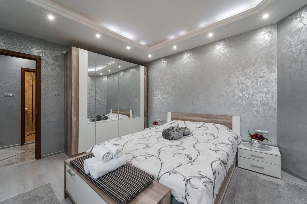 City Apartments - A Brand New Luxury & Comfy. アセノヴグラト エクステリア 写真