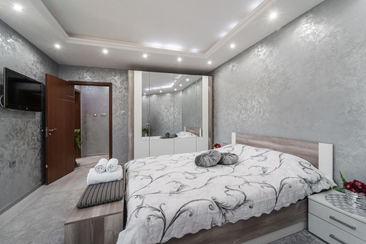 City Apartments - A Brand New Luxury & Comfy. アセノヴグラト エクステリア 写真