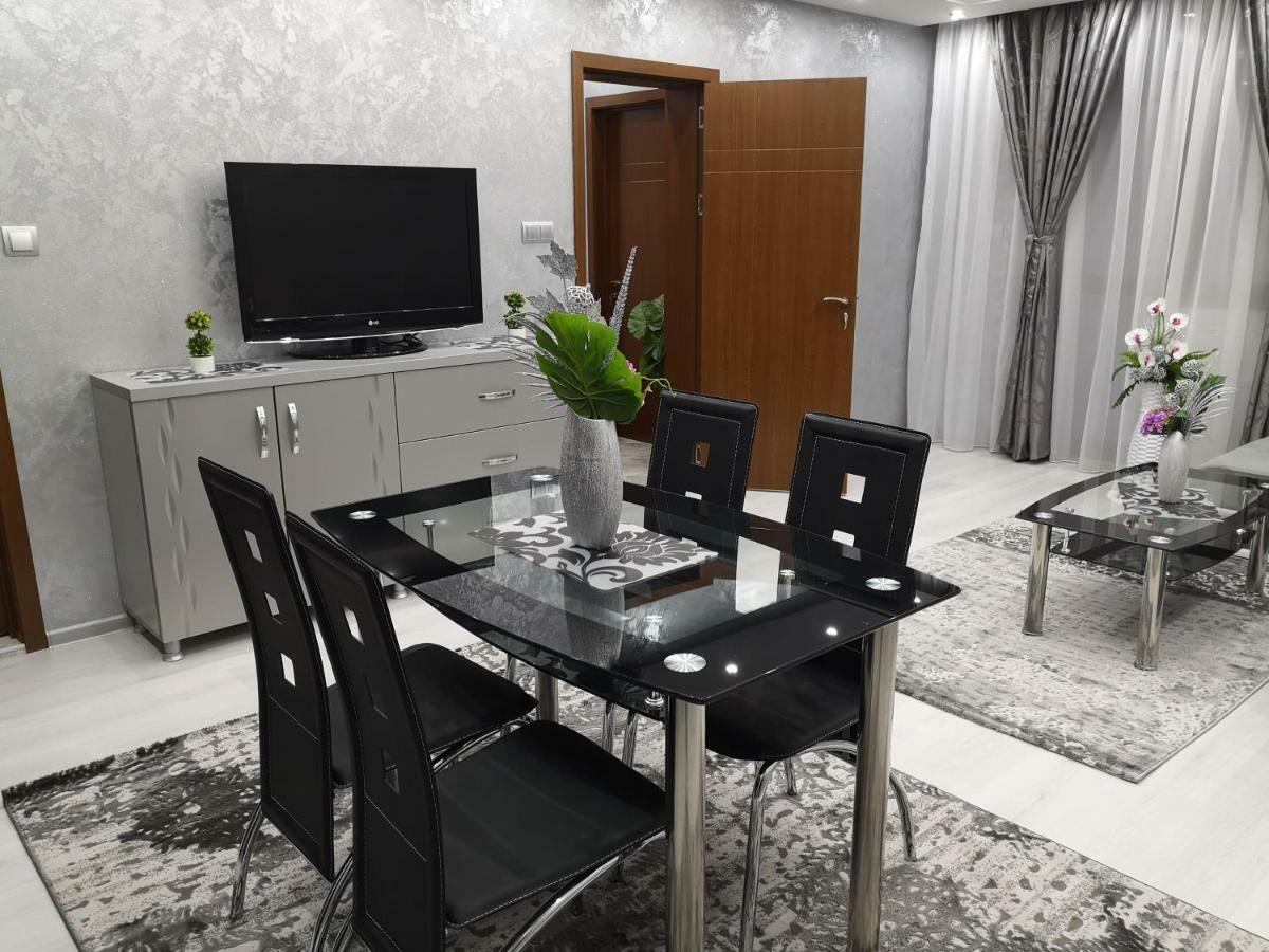 City Apartments - A Brand New Luxury & Comfy. アセノヴグラト エクステリア 写真
